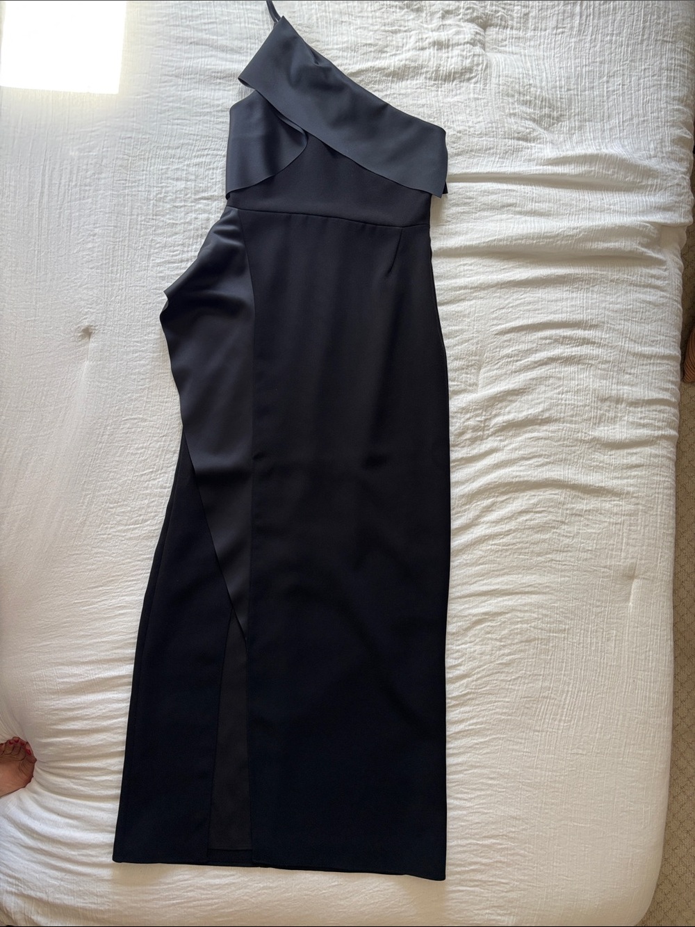 Halston Heritage Black One-Shoulder Satin-Trim Gown